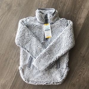 Brand New Kids Cuddly Sherpa Size 5/6